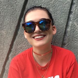 IRIDESCENT SQUARE SUNNIES 🌞